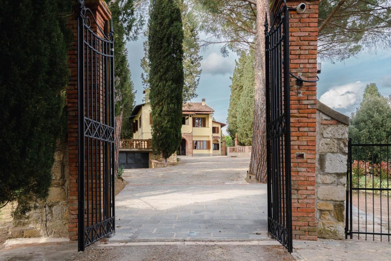 Riccimballa Luxury House